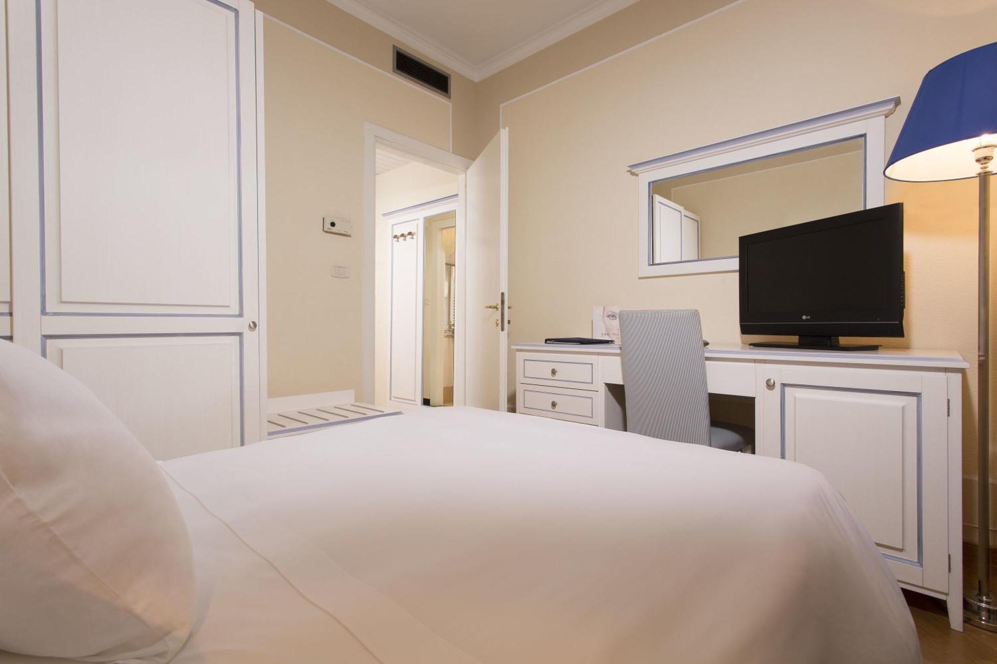 Hotel Cenobio Dei Dogi Камольи Номер фото